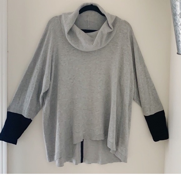 Verve Ami Black and Gray Cowl Neck Sweater size medium - Picture 3 of 9